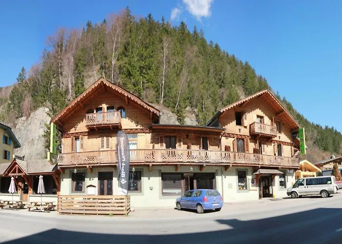 Отель Vert Lodge Chamonix