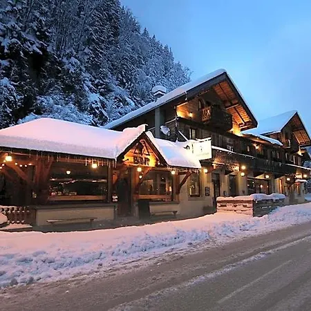 Vert Lodge Chamonix 2* שאמוני